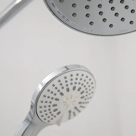 アパート No11 Modern In With Ac And Parking ブラチスラヴァ