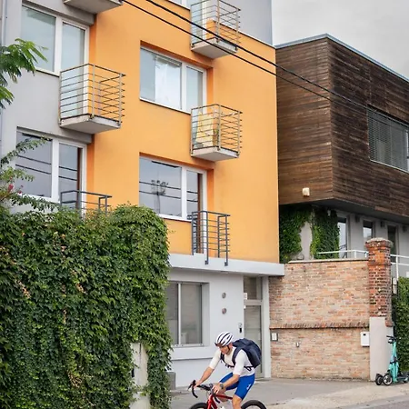 No11 Modern In With Ac And Parking *