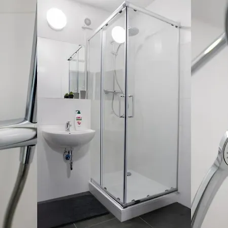 Daire No11 Modern In With Ac And Parking Bratislava